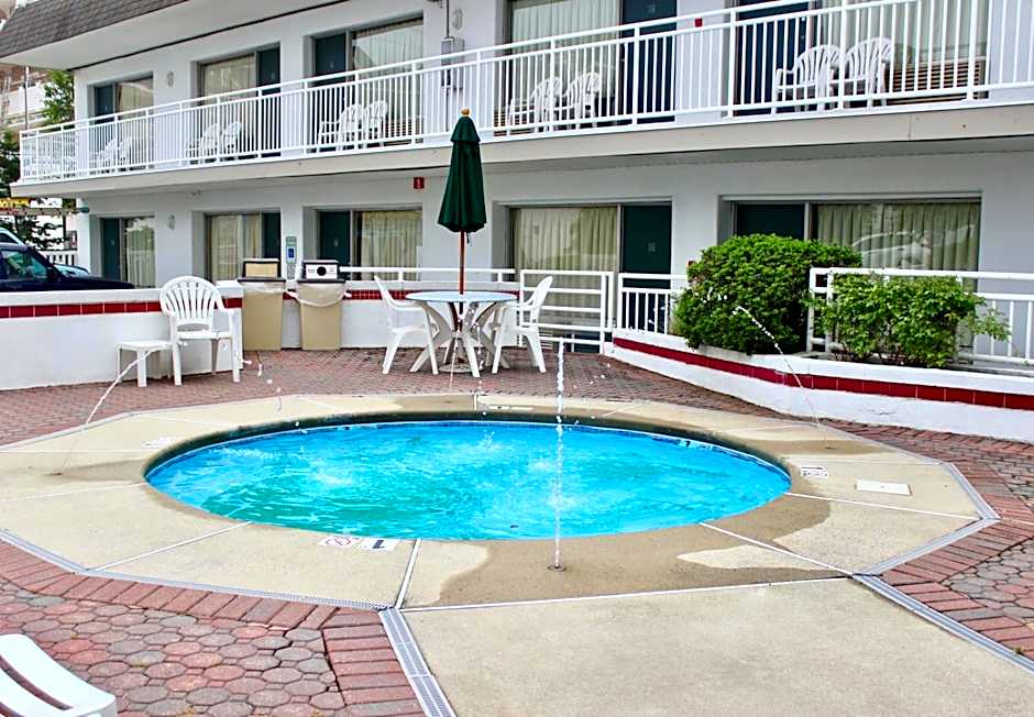 Impala Island Inn