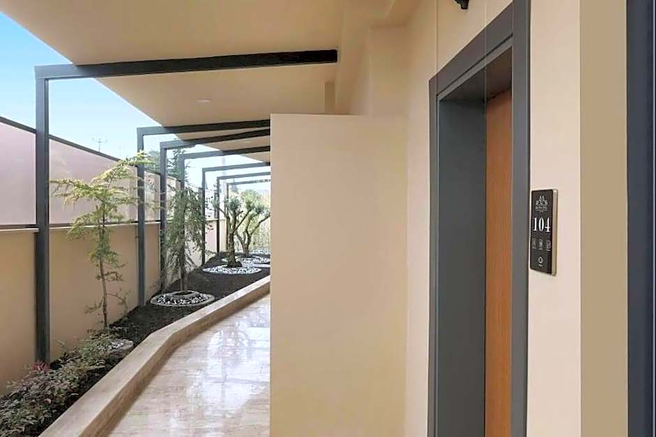 N'ALA OTEL