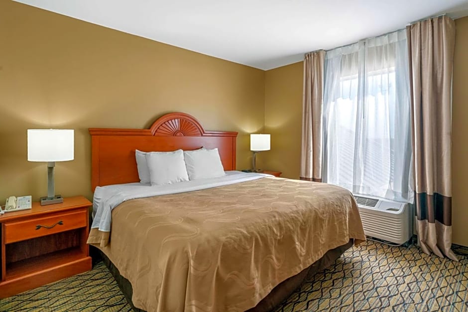 Quality Inn & Suites - Jefferson City