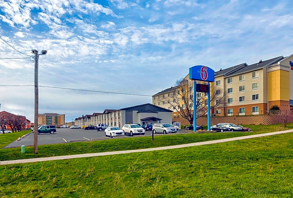 Motel 6 Cedar Rapids Airport