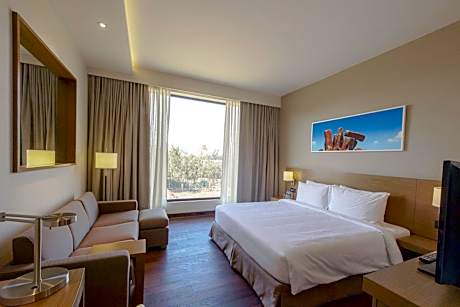King Room with Patio