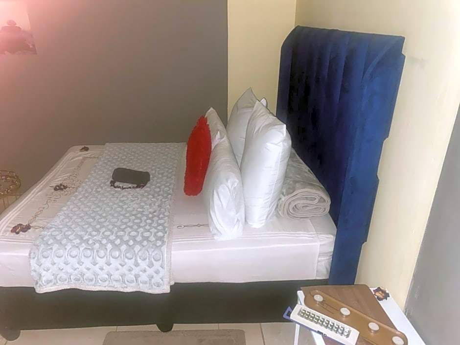 Warmbaths Thai Spa and Guest House