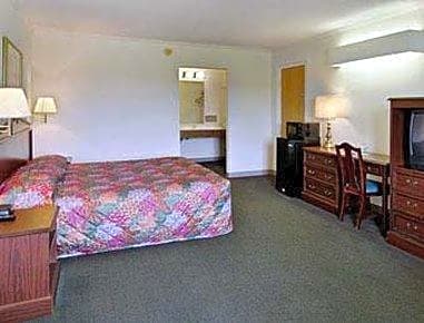 Days Inn by Wyndham Milledgeville