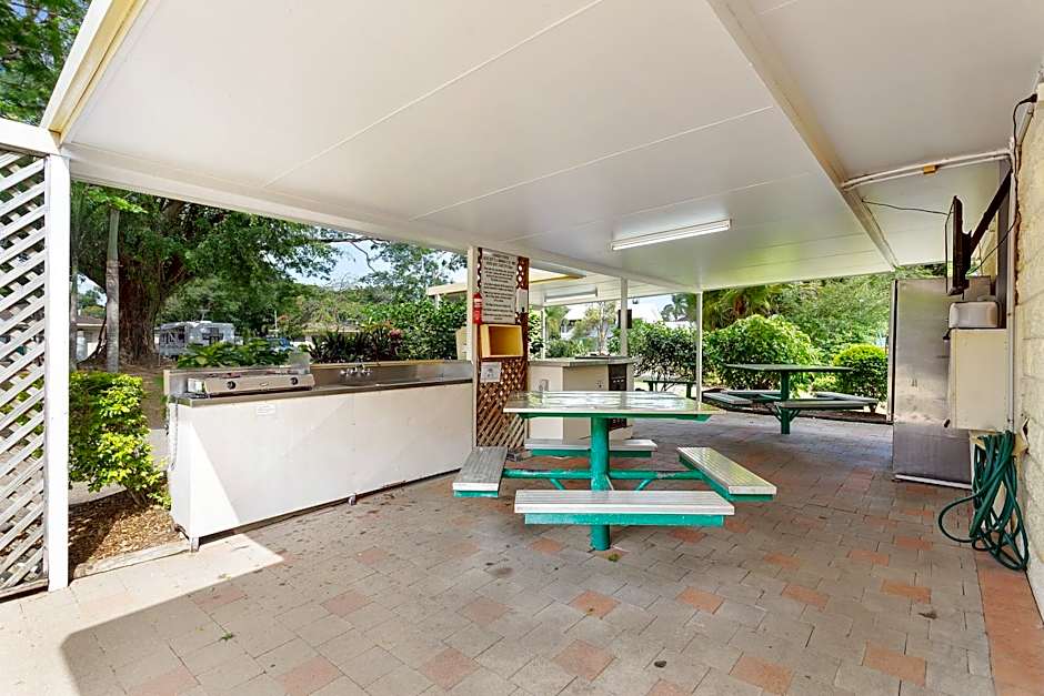 First City Caravilla