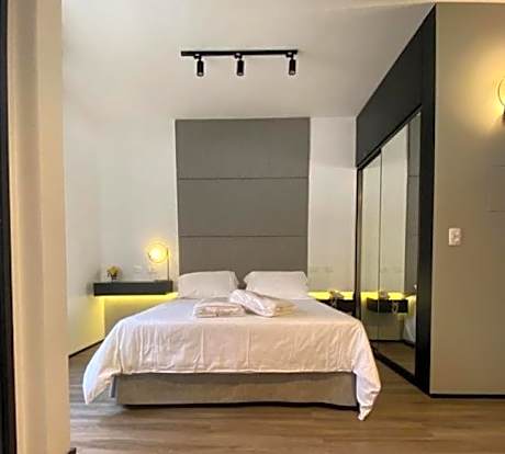 JP CRAUFORD HOSPEDAGEM LORENA