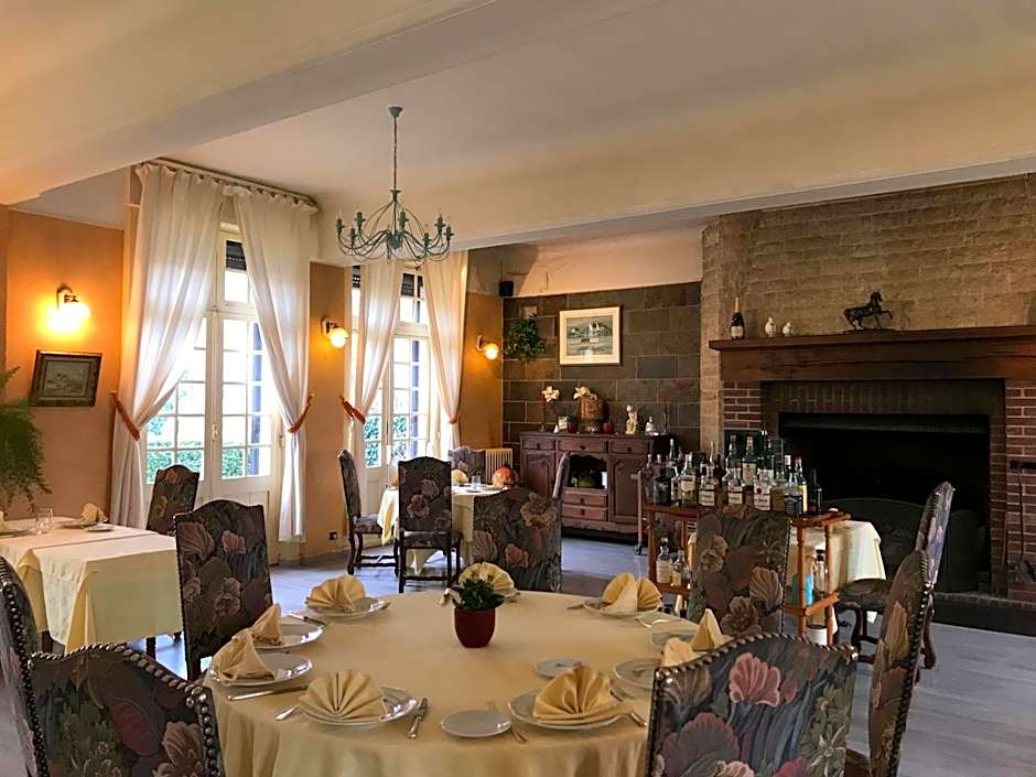 Logis hôtel & Restaurant - Auberge de la Forêt