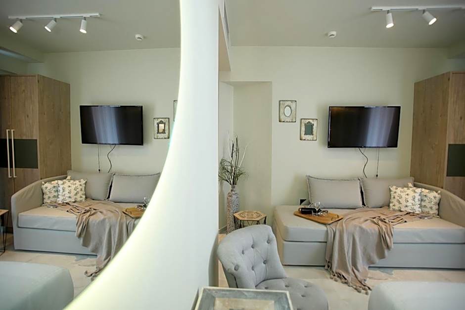 Athinais Luxury Apartments