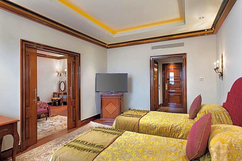 Titanic Mardan Palace