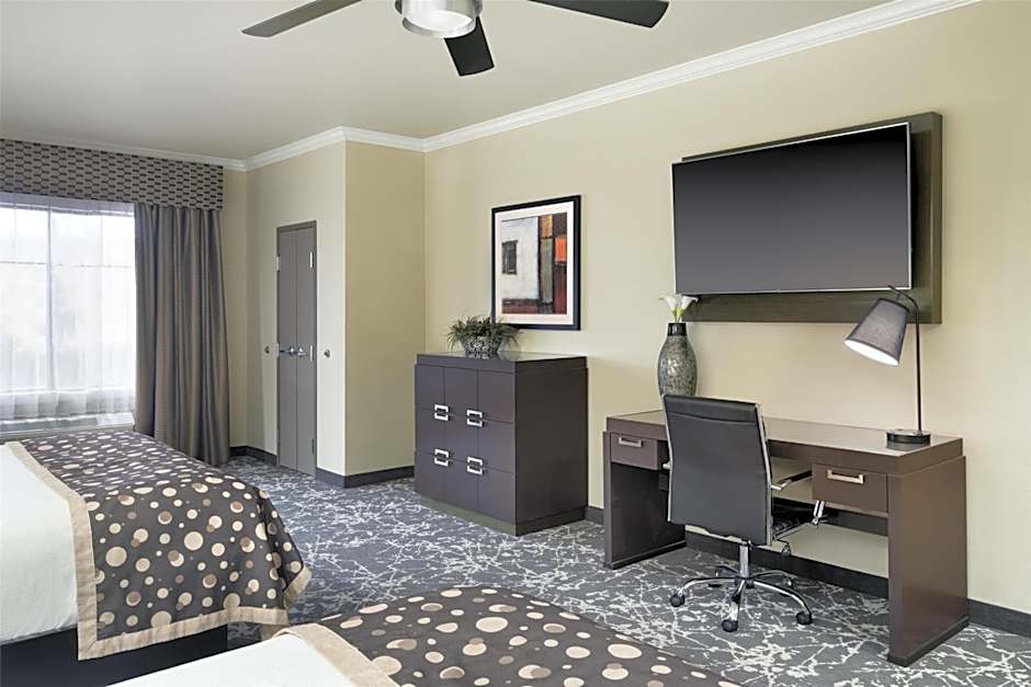 Best Western Premier Crown Chase Inn & Suites