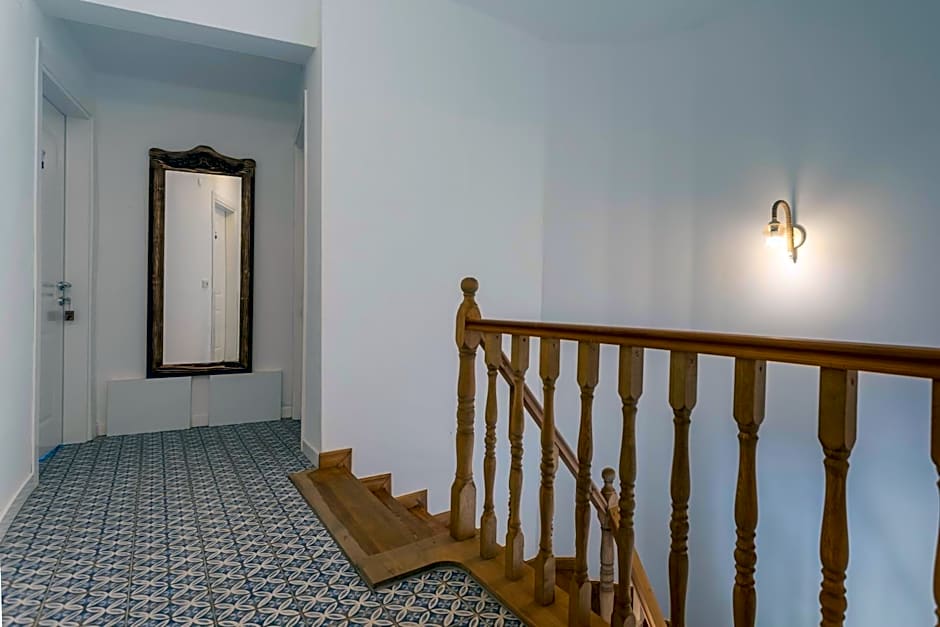 Troas Ada Hotel