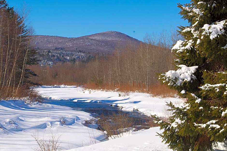 Sun & Ski Inn and Suites