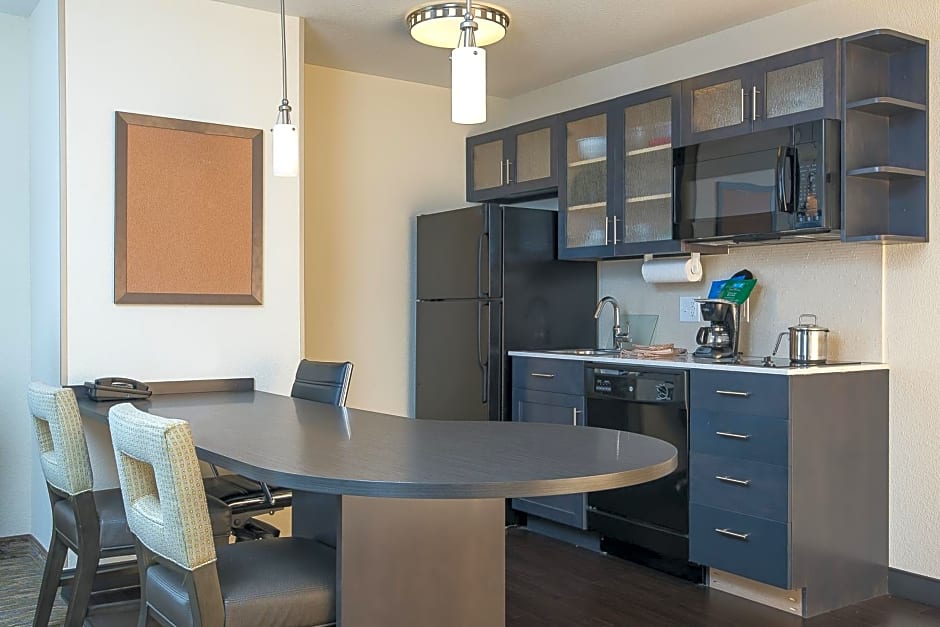 Candlewood Suites Bloomington By IHG