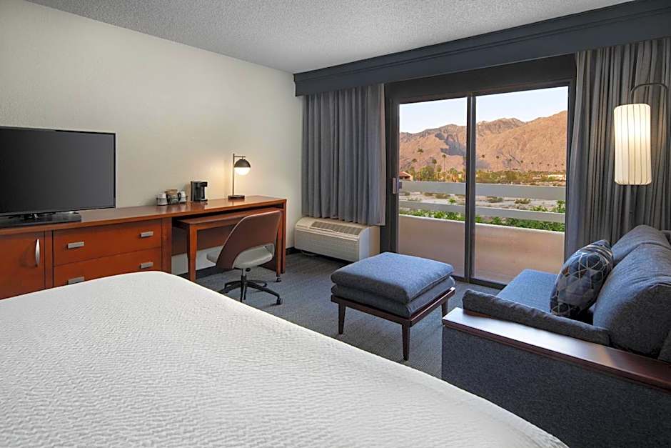 Courtyard by Marriott Palm Springs
