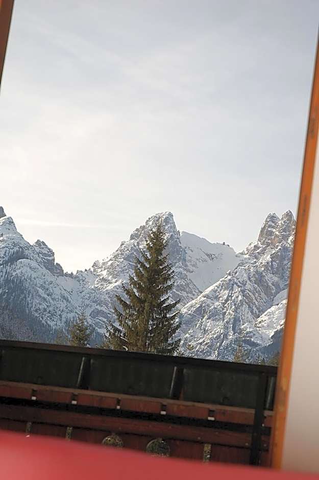 Albergo Ristorante Cacciatori