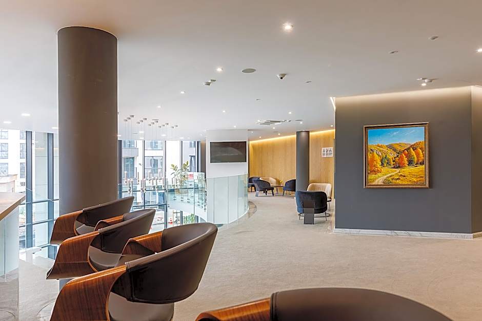 Blue Star Luxury Hotel 4*