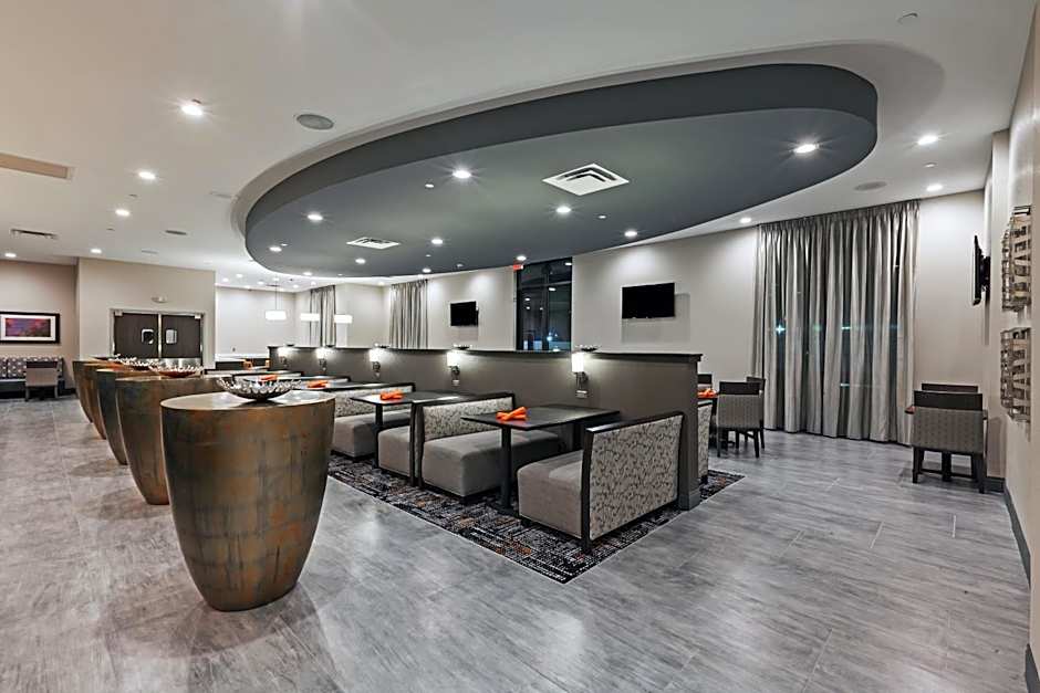 Holiday Inn Houston NE-Bush Airport Area By IHG