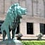 Hotel Saint Clair - Magnificent Mile