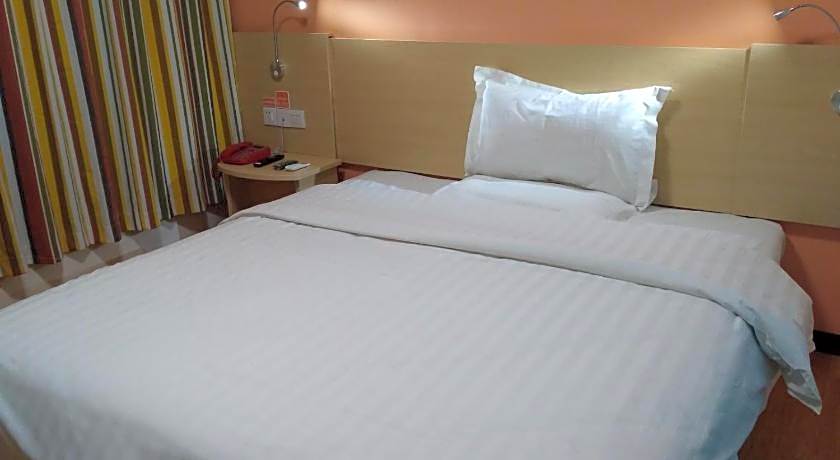 7 Days Inn Kangding Passenger Terminal