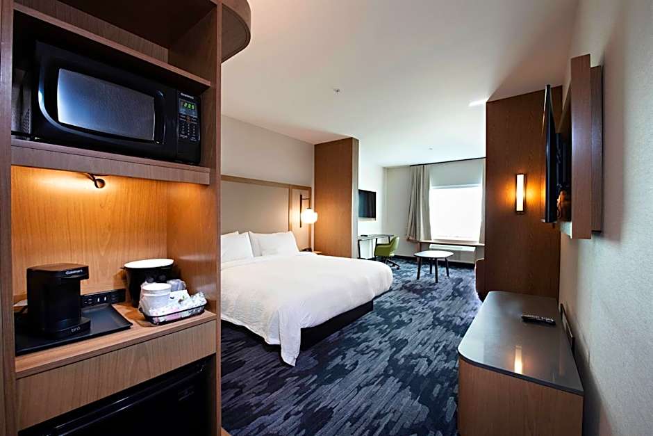 Fairfield Inn & Suites By Marriott Dayton North