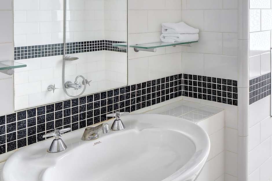 Regents Court Sydney