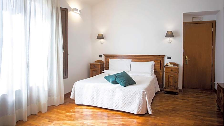Hotel La Piazzetta