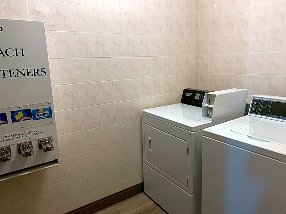 La Quinta Inn & Suites by Wyndham Oklahoma City North - Quail Springs