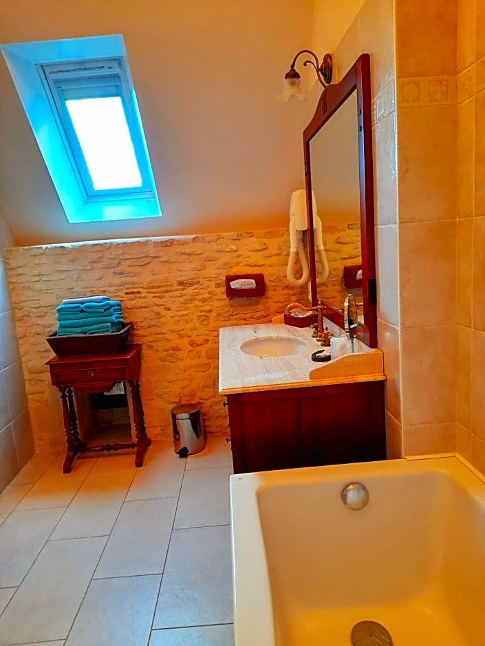 Hôtel Le Manoir De Mathan Crépon à la campagne 5 mn d'Arromanches et 10 mn de Bayeux
