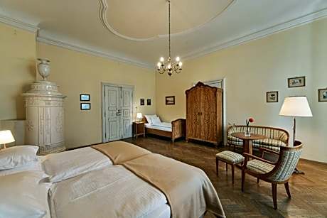 Quadruple Room with Bath