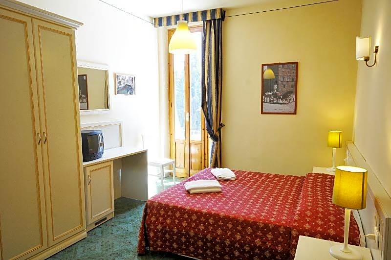 Hotel Azzi