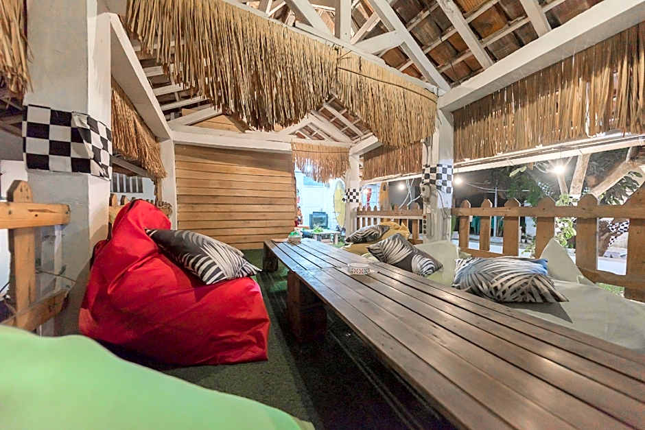 RedDoorz near Terminal Pasir Hayam Cianjur