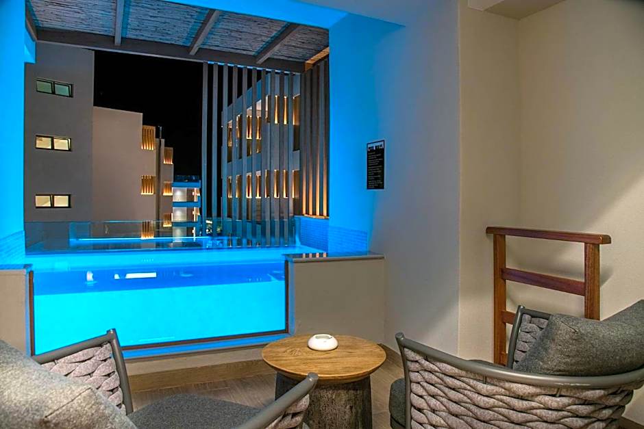 AKASHA Beach Hotel & Spa