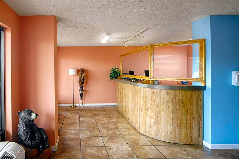 Americana Inn a Travelodge by Wyndham