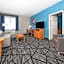 La Quinta Inn & Suites by Wyndham Alvarado