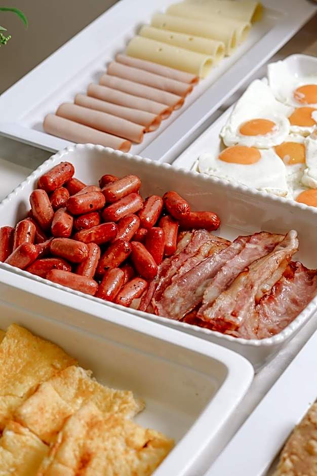 PIRAEUS DREAM CITY HOTEL