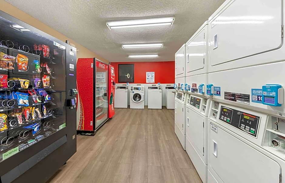 Extended Stay America Suites - Bakersfield - California Avenue