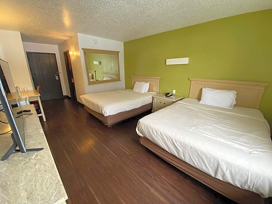 Skylight Inn Cleveland Willoughby