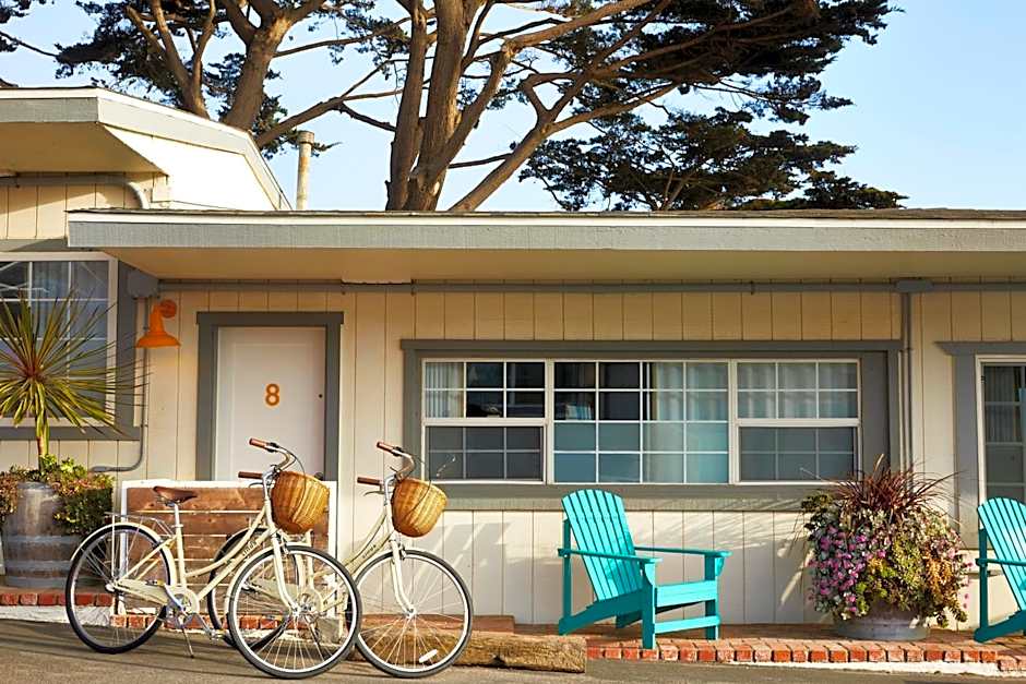 Cambria Beach Lodge