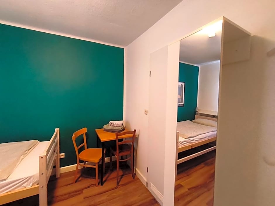 Hostel 45