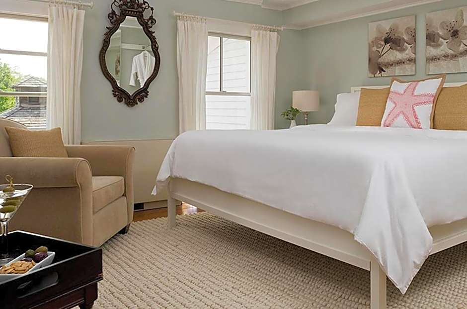 Shelter Island House