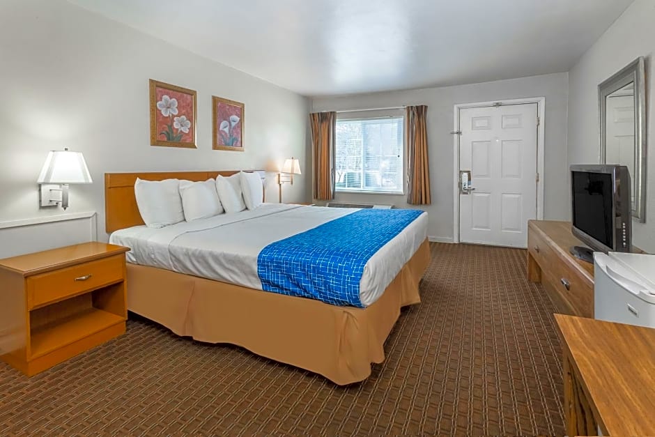 Travelodge by Wyndham Eugene Downtown/University of Oregon
