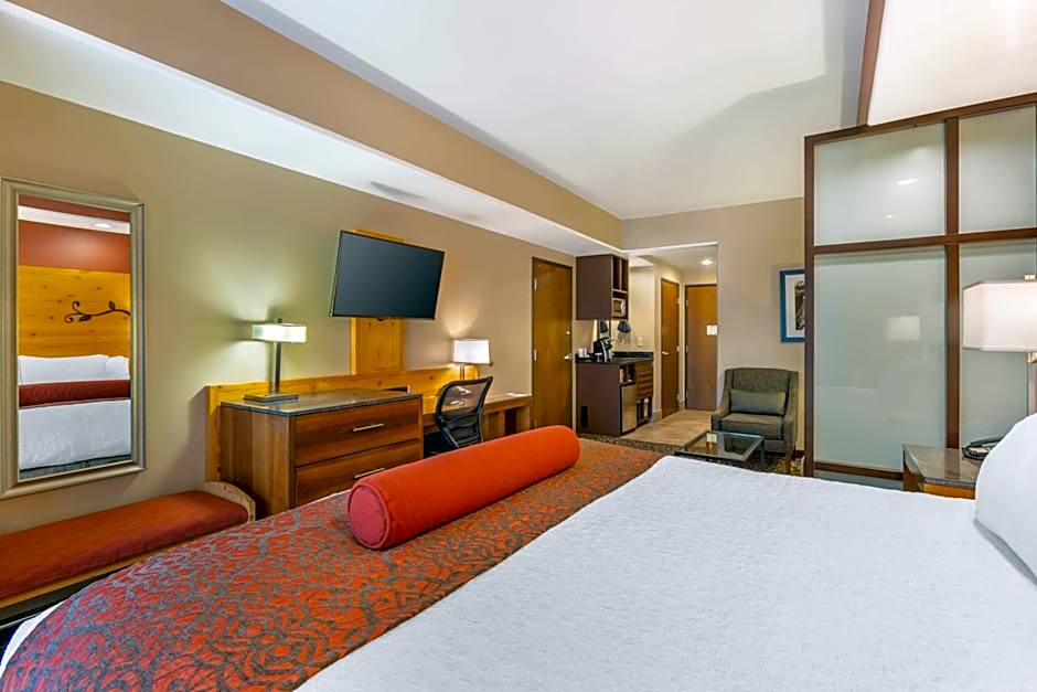 Best Western Premier Ivy Inn & Suites