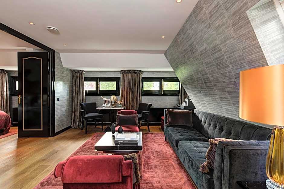 The Pavilions Amsterdam, The Toren