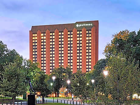 Pullman Melbourne On the Park