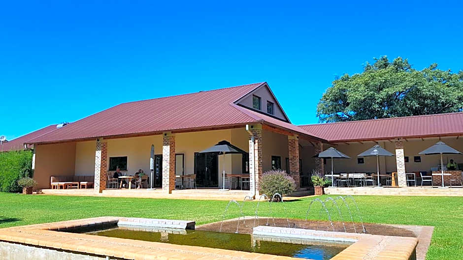Esther's Country Lodge