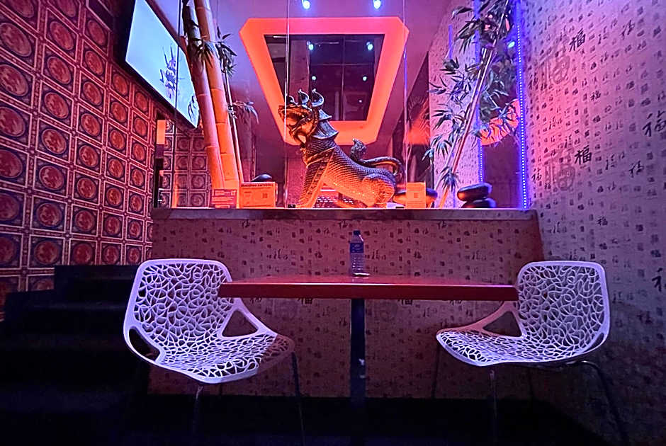 V Hotel