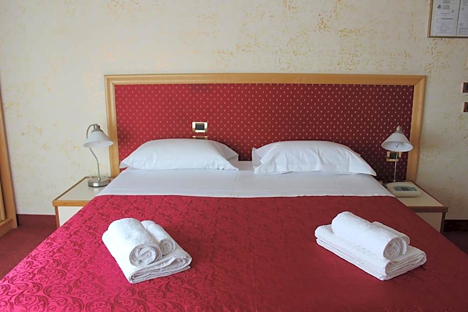 Hotel Palace Masoanri's