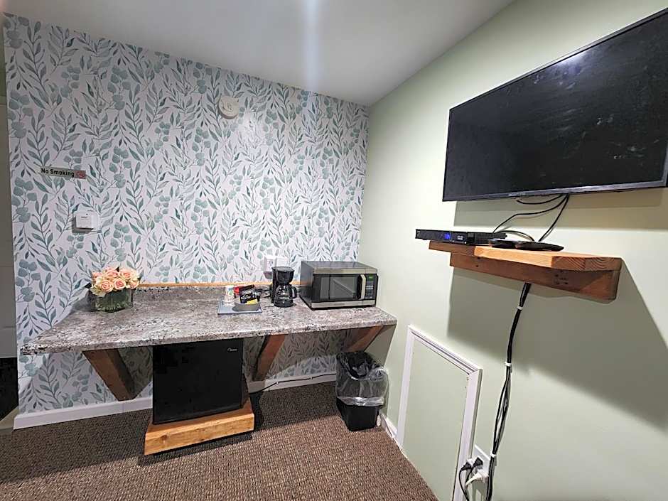 River Inn by Niagara Falls