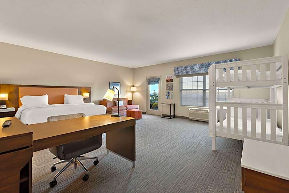 Hampton Inn By Hilton & Suites Petoskey