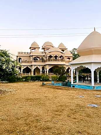 ROYAL JUNGLE KOTHI