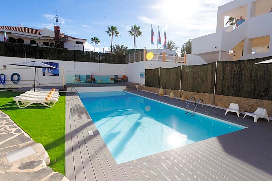 Atlantic Sun Beach - Gay Men Only